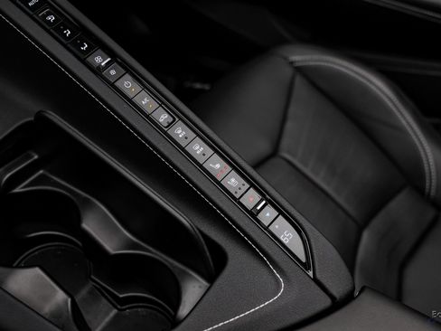 Used 2023 Chevrolet Corvette Stingray Preferred Conv w/ Z51 Performance Package image 70