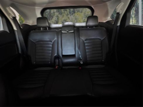 Used 2024 Ford Edge SEL AWD/4WD image 15