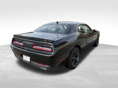 Used 2020 Dodge Challenger R/T Scat Pack image 5