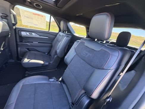 New 2026 Ford Explorer ST w/ Sun And Sound Package image 28