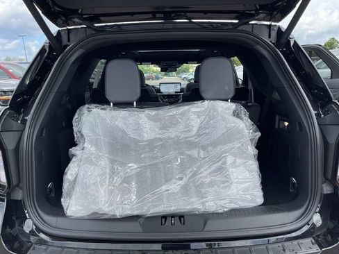 New 2026 Ford Explorer Tremor w/ Tremor Ultimate Package AWD/4WD image 25