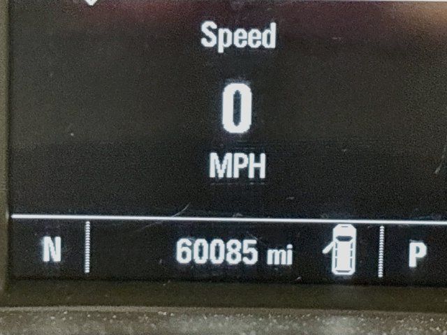 Used 2020 Chevrolet Traverse LT w/ LPO, Blackout Package FWD image 13