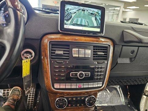 Used 2013 Mercedes-Benz G 550 image 16