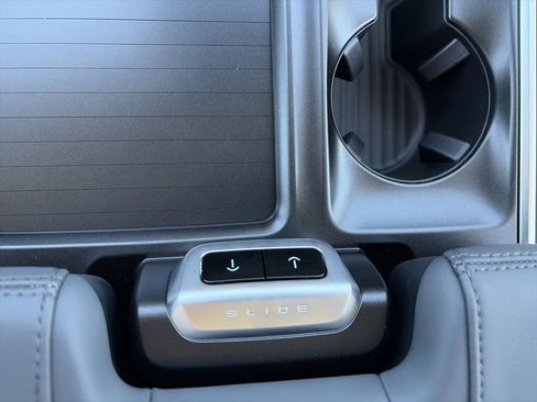 New 2026 Ford Expedition Active RWD image 28