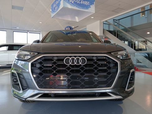 Used 2022 Audi Q5 2.0T Premium w/ Convenience Package image 8