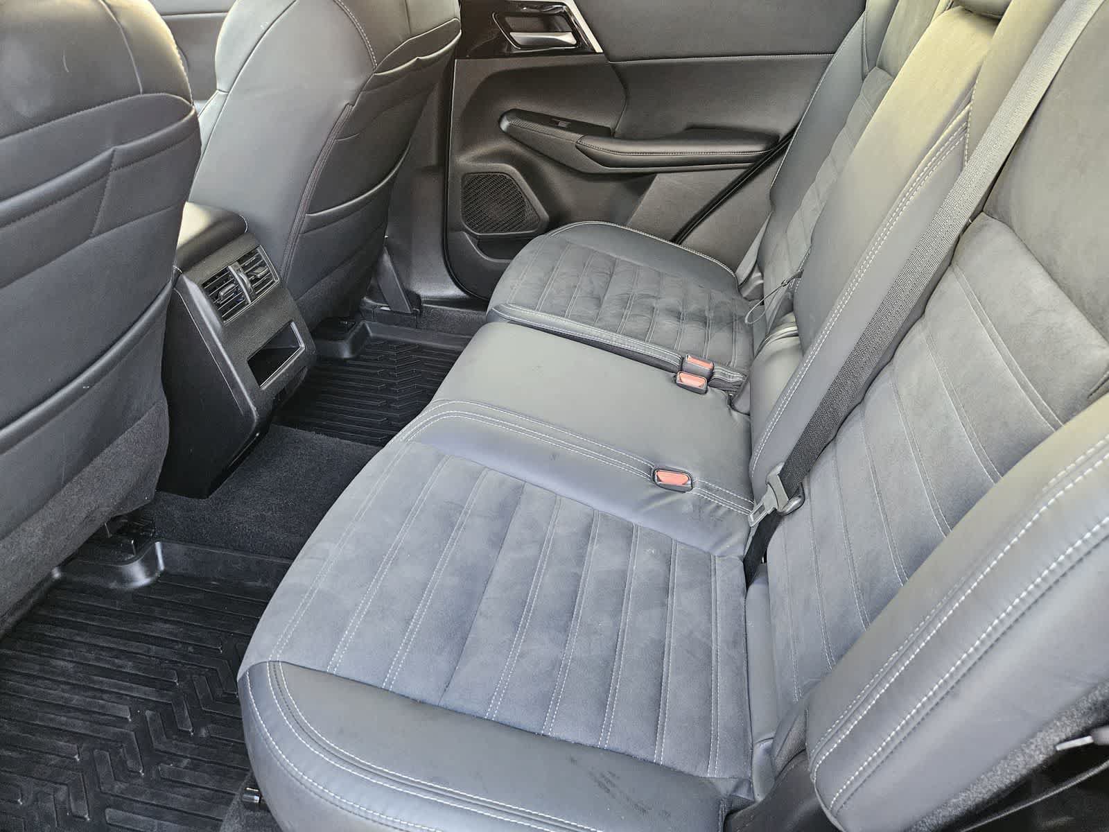 Used 2022 Mitsubishi Outlander SE FWD image 28