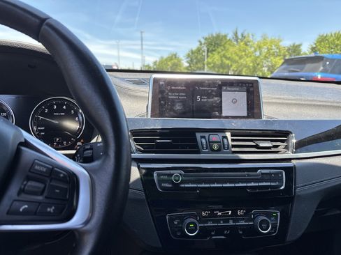 Used 2020 BMW X1 xDrive28i w/ Convenience Package AWD/4WD image 31