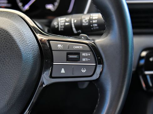 Used 2024 Honda Pilot EX-L image 33