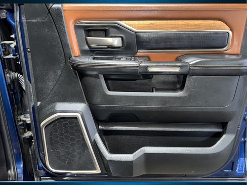 Used 2020 RAM 2500 Limited w/ Safety Group AWD/4WD image 39