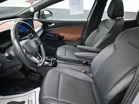 Used 2021 Volkswagen ID.4 Pro S image 25