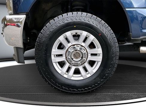 Used 2018 Ford F350 XLT w/ XLT Value Package image 33