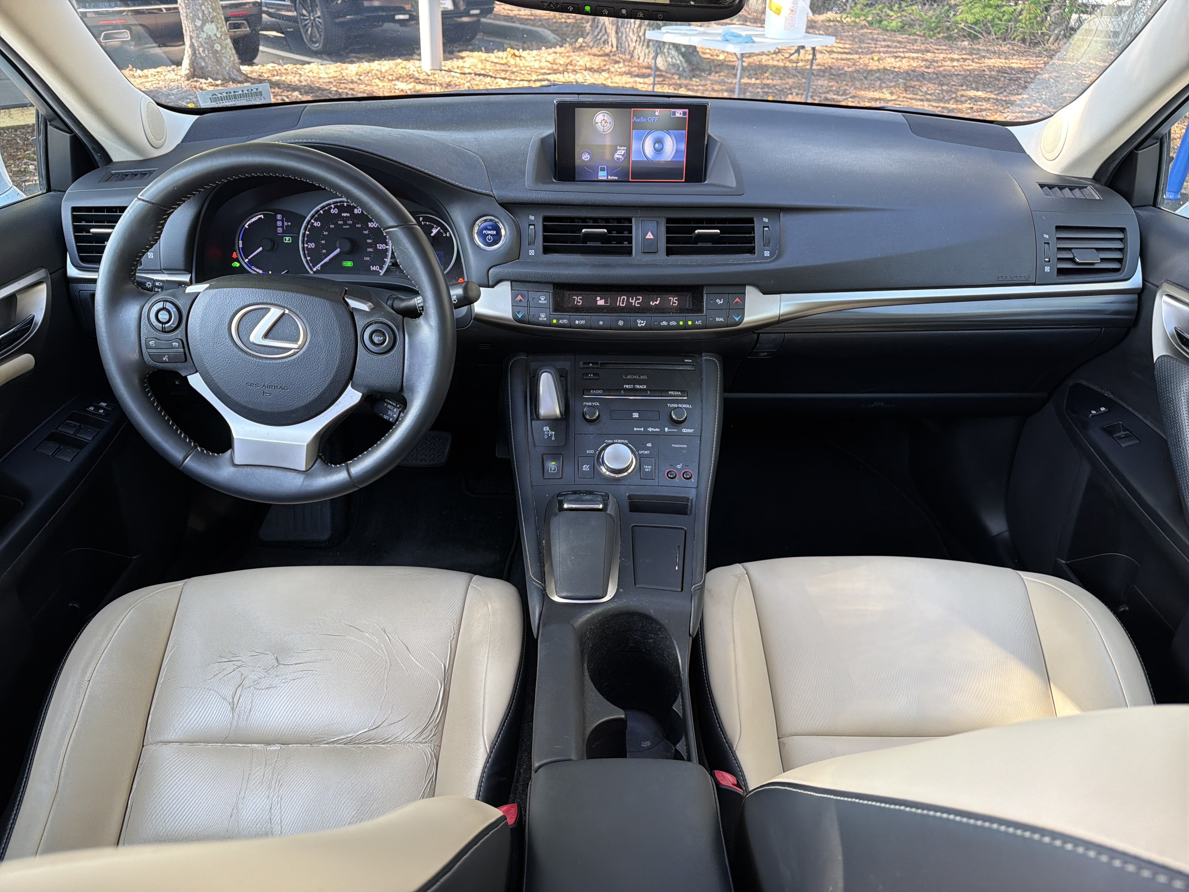 Used 2015 Lexus CT 200h w/ Navigation Package FWD image 34