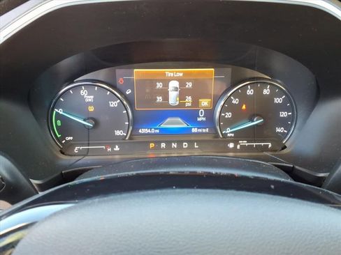 Used 2021 Ford Escape SE w/ Convenience Package image 28