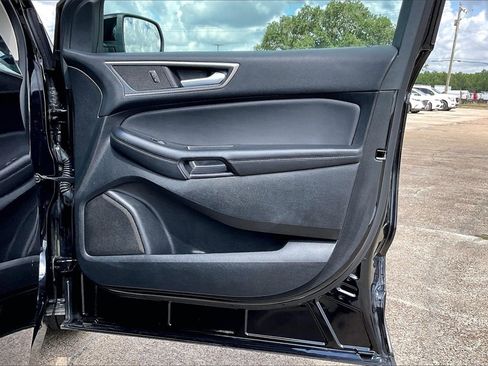 Used 2024 Ford Edge SEL image 29