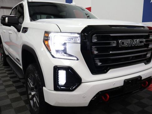 Used 2021 GMC Sierra 1500 AT4 w/ AT4 Premium Package AWD/4WD image 28