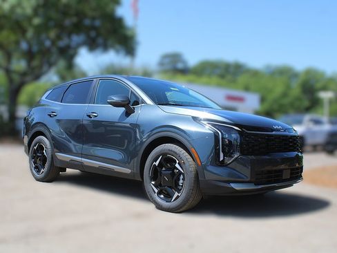 New 2026 Kia Sportage EX FWD image 3