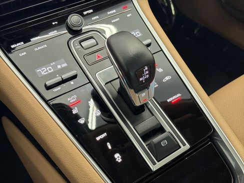 Certified 2023 Porsche Panamera image 19