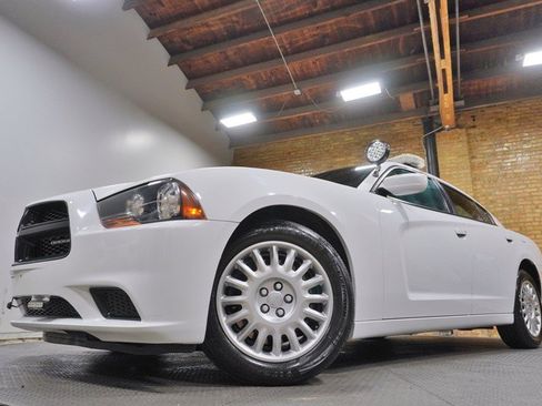 Used 2014 Dodge Charger Police AWD/4WD image 3