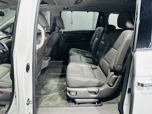 Used 2015 Honda Odyssey Touring image 23