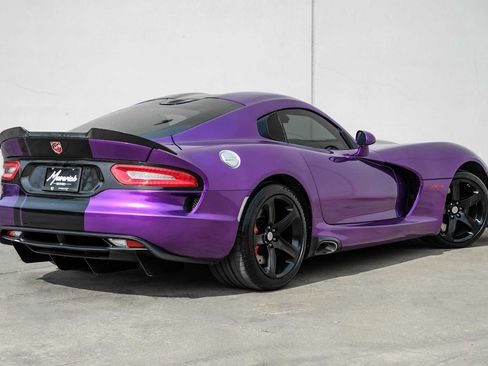 Used 2013 SRT Viper GTS w/ GTS Laguna Interior Pkg image 8