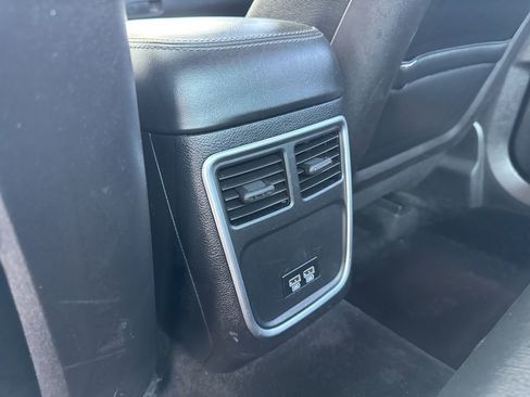 Used 2016 Dodge Charger SE w/ Power Sunroof Group image 15