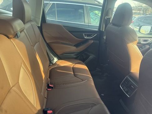 Used 2019 Subaru Forester Touring image 12