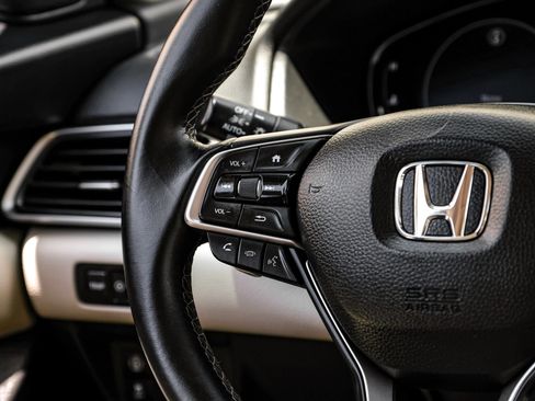 Used 2018 Honda Accord EX-L image 19