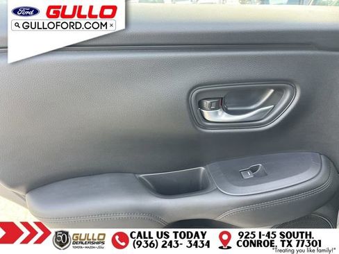 Used 2025 Honda HR-V LX image 16