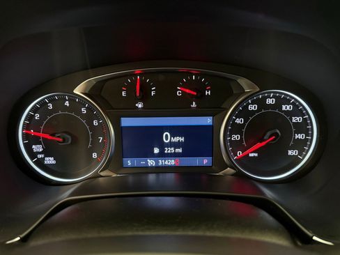 Used 2025 Chevrolet Blazer LT image 13