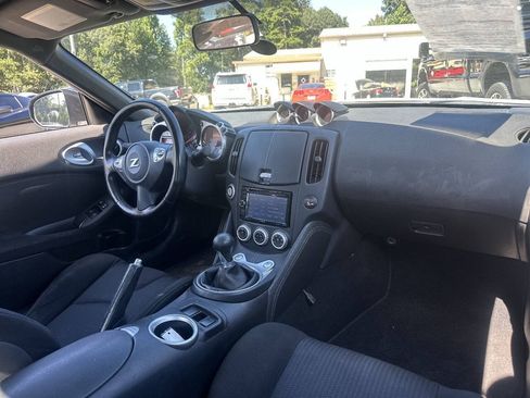 Used 2012 Nissan 370Z Coupe w/ Sport Pkg RWD image 28