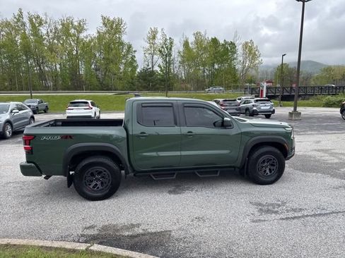 Used 2025 Nissan Frontier PRO-4X w/ Tow Package AWD/4WD image 17