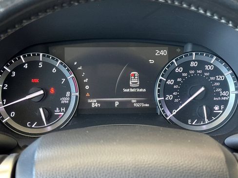 Used 2020 Toyota Highlander Limited FWD image 26