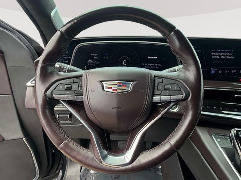 Certified 2022 Cadillac Escalade ESV Premium Luxury Platinum w/ LPO, Radiant Package AWD/4WD image 12