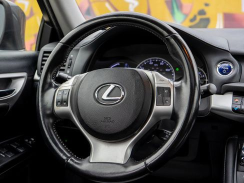 Used 2012 Lexus CT 200h Premium FWD image 32
