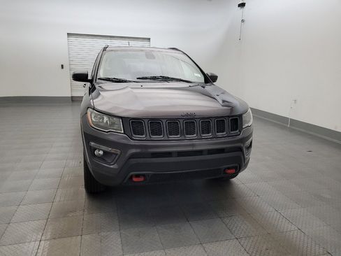 Used 2020 Jeep Compass Trailhawk AWD/4WD image 14