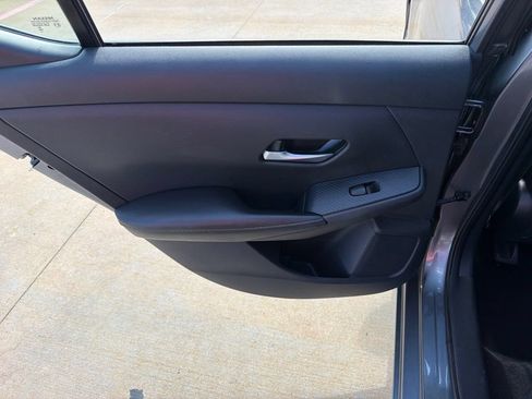 Used 2022 Nissan Sentra SV FWD image 15