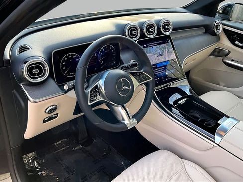 Used 2026 Mercedes-Benz GLC 300 4MATIC image 18
