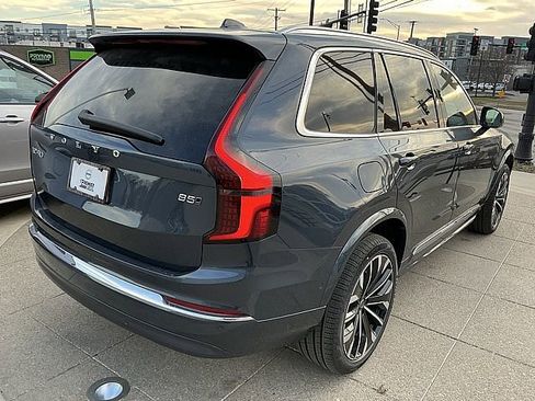 New 2026 Volvo XC90 B5 Plus image 6