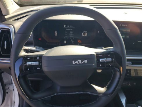 New 2026 Kia Sorento LX image 10