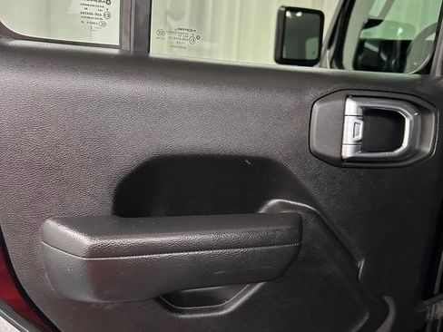 Used 2022 Jeep Wrangler Unlimited Sport image 29