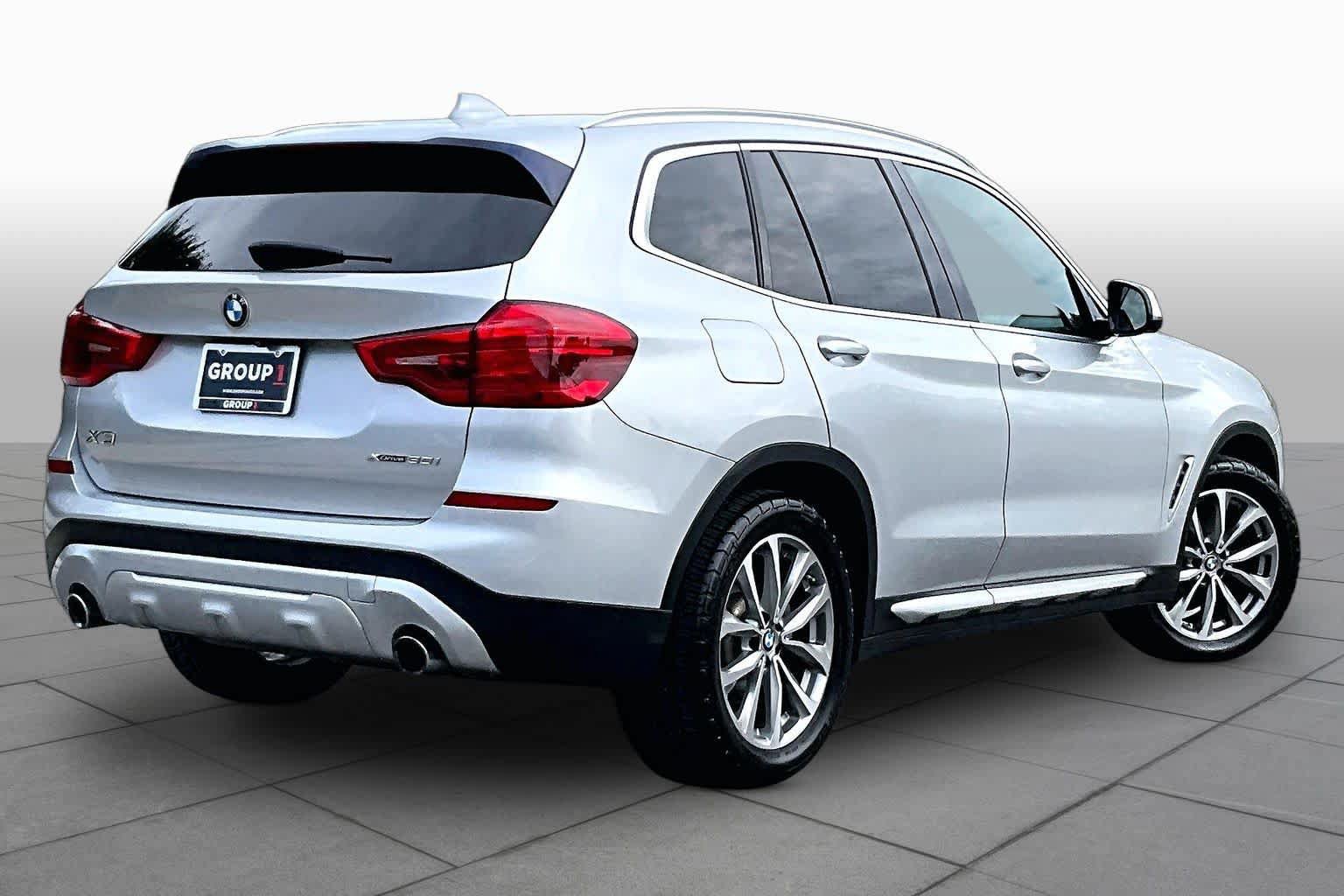 Used 2019 BMW X3 xDrive30i w/ Driving Assistance Package AWD/4WD image 12