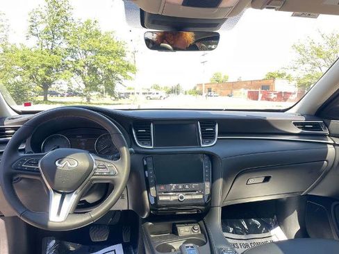 Certified 2025 INFINITI QX50 Luxe AWD/4WD image 13