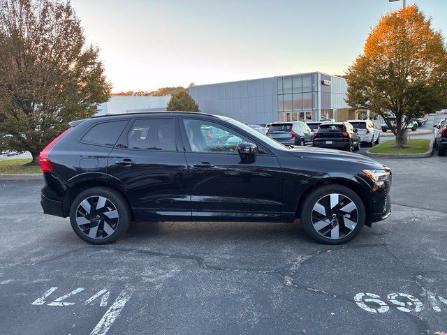 Used 2024 Volvo XC60 T8 Ultimate w/ Protection Package Premier AWD/4WD image 20