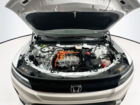Used 2024 Honda Prologue EX image 32