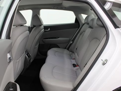 Used 2016 Kia Optima EX w/ Premium Package FWD image 10