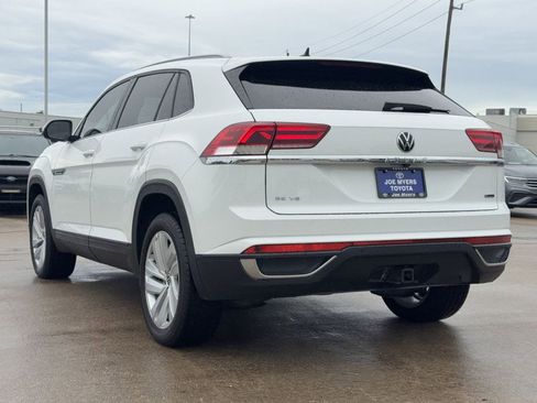 Used 2020 Volkswagen Atlas Cross Sport SE w/ Panoramic Sunroof Package AWD/4WD image 7
