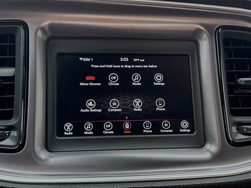 Used 2019 Dodge Challenger SXT image 9