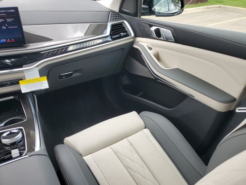 New 2027 BMW X7 M60i AWD/4WD image 23