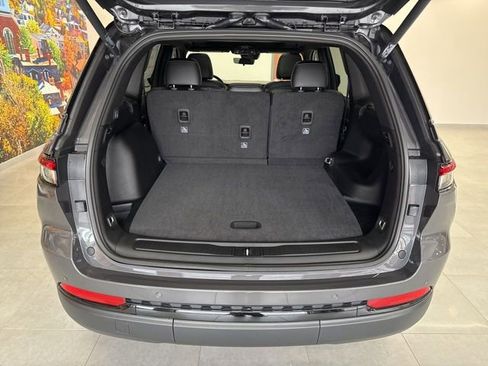 New 2025 Jeep Grand Cherokee Limited AWD/4WD image 45