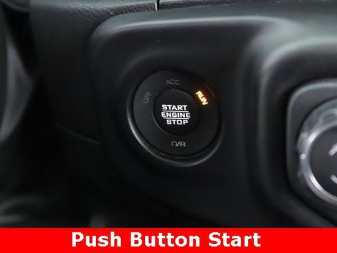Used 2023 Jeep Wrangler Sahara image 22
